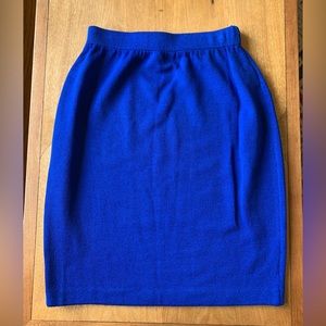 St John knit mini skirt